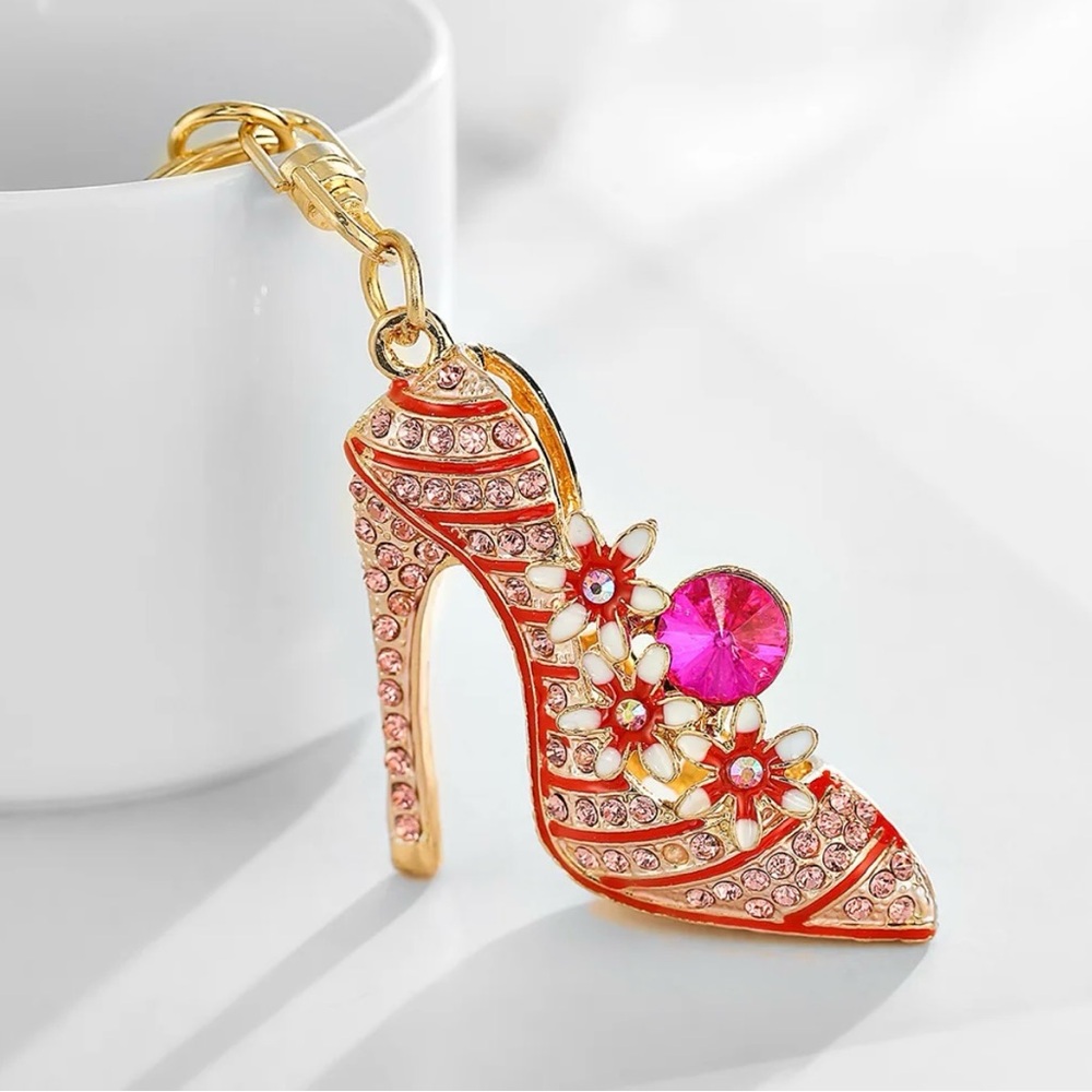 Diamond Inlaid High Heeled Shoes Key Chain Bag Car Key Ring Pendant 5 Inches Red